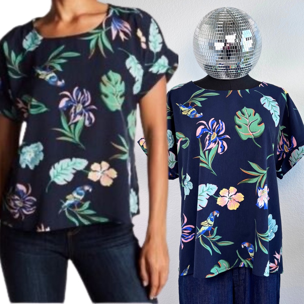 MELLO DAY Tropical Floral Print Blouse, Size Medium, Navy Blue Short Sleeve Top‎